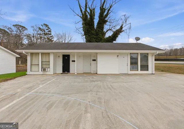 Listing Photo 4 - Condo for sale in building located at 201 203 Remsdale St, Toccoa, GA 30577
