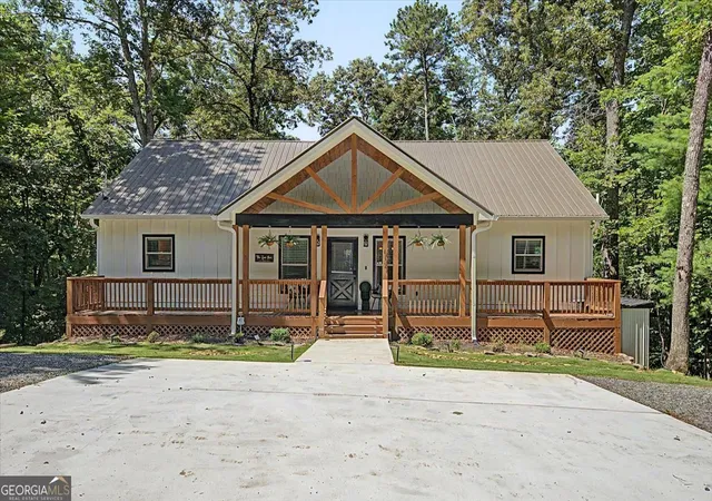 2nd image of 617 Zenith Trl, Ellijay, GA 30540 | MLS# 10787533