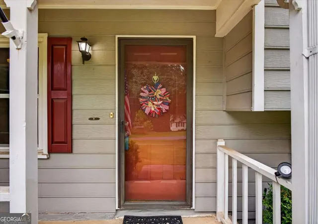 Photo 3 of Single family home for sale at 294 N Briar Ridge, Woodstock, GA 30189 | MLS# 10817888 | Listing updated on 2026-08-21