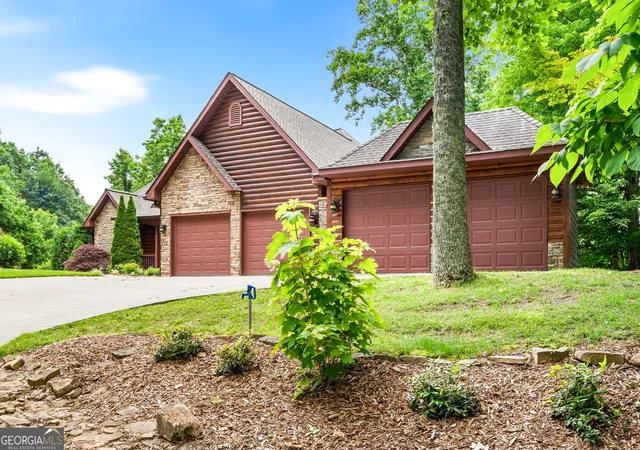 Photo 4 of Single family home for sale at 1748 Harris Ridge Rd, Young Harris, GA 30582 | MLS# 10781752 | Listing updated on 2026-07-31