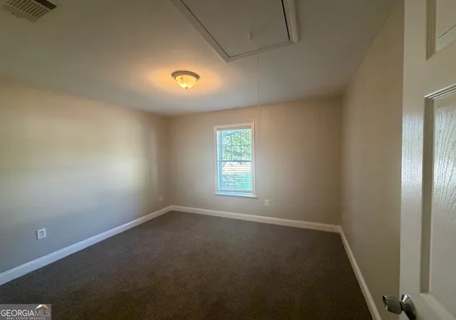 Photo 4 of Single family home for sale at 8208 Connally Dr, Douglasville, GA 30134 | MLS# 10739652 | Listing updated on 2026-10-03