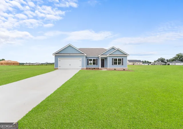 Photo 1 of Single family home for sale at 140 Landmark Cir #77, Statesboro, GA 30458 | MLS# 10818038 | Listing updated on 2026-08-17