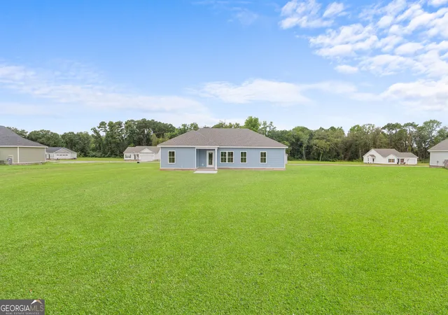 Photo 3 of Single family home for sale at 140 Landmark Cir #77, Statesboro, GA 30458 | MLS# 10818038 | Listing updated on 2026-08-17