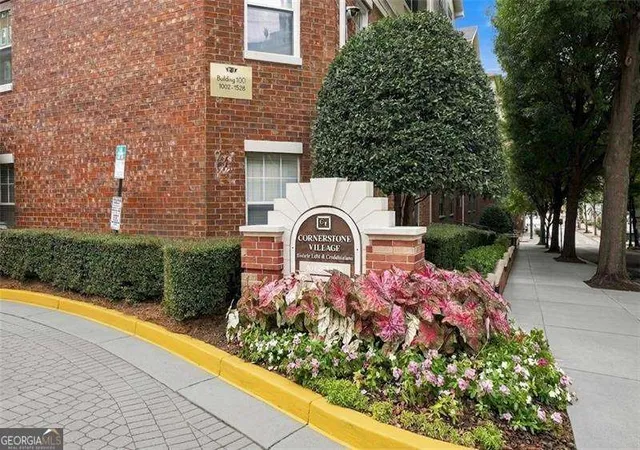 Photo 3 of Condo for sale at 800 Peachtree St Ne #1102, Atlanta, GA 30308 | MLS# 10820323 | Listing updated on 2026-09-18