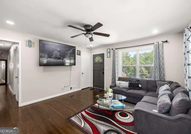 Photo 4 of Single family home for sale at 4317 Brookside Dr, Forest Park, GA 30297 | MLS# 10754882 | Listing updated on 2026-10-02