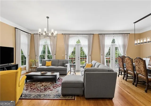 Photo 3 of Townhouse for sale at 331 Carpenter Dr #5, Sandy Springs, GA 30328 | MLS# 10807344 | Listing updated on 2026-09-12