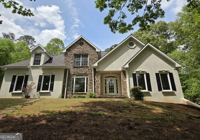 Photo 3 of Single family home for sale at 2306 Quail Spring Trl, Buford, GA 30519 | MLS# 10742905 | Listing updated on 2026-09-19