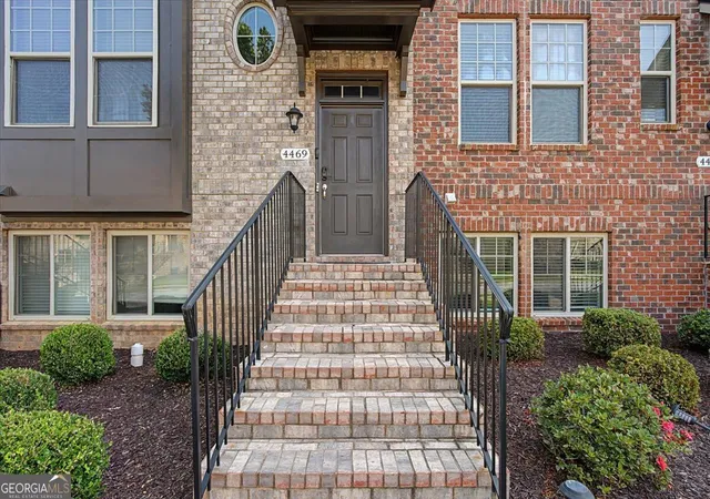 3rd image of 4469 Dunblane Ave, Sugar Hill, GA 30518 | MLS# 10817449