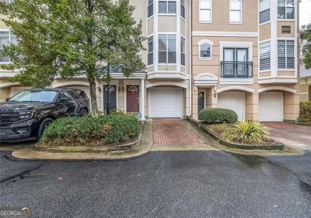 Photo 2 of Townhouse for sale at 375 Highland Ave #1002, Atlanta, GA 30312 | MLS# 10797284 | Listing updated on 2026-09-11