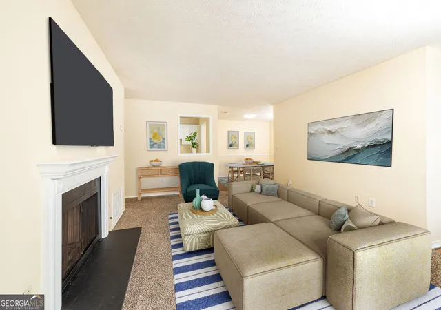 Photo 2 of Condo for sale at 910 Augusta Dr Se, Marietta, GA 30067 | MLS# 10824183 | Listing updated on 2026-09-16