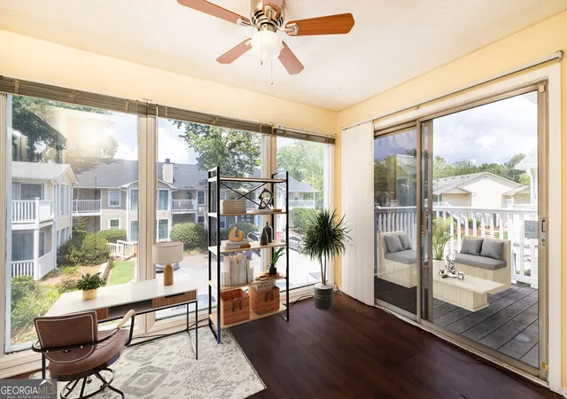 Photo 3 of Condo for sale at 910 Augusta Dr Se, Marietta, GA 30067 | MLS# 10824183 | Listing updated on 2026-09-16