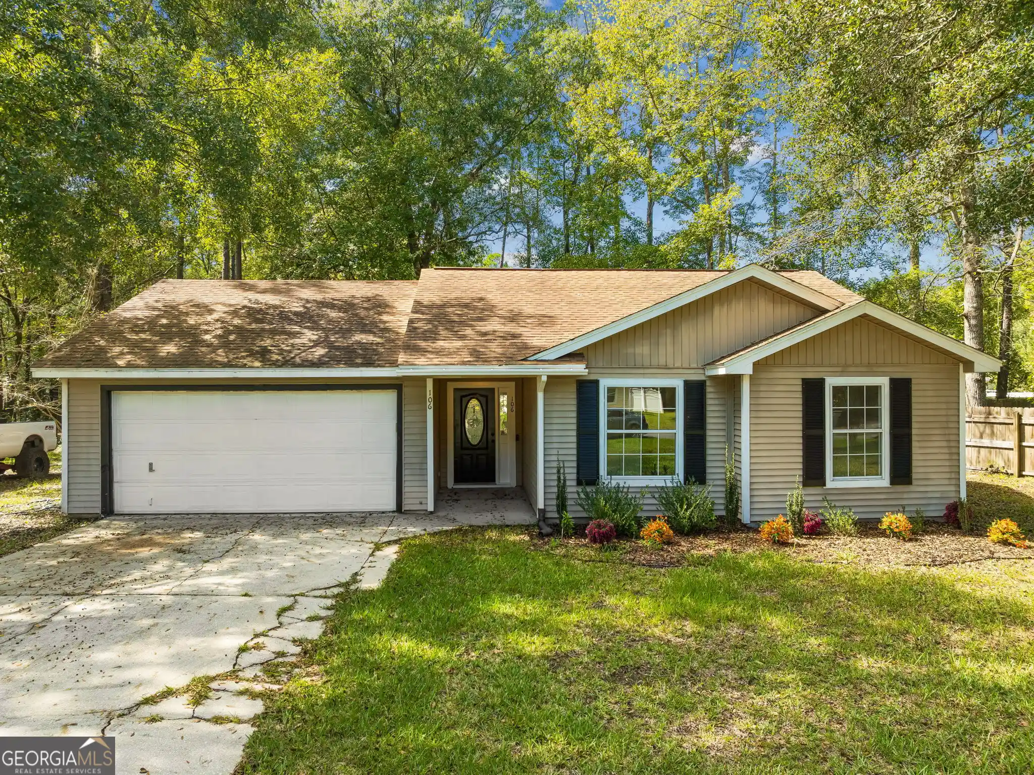 Photo 1 of Single family home for sale at 106 Kimberly Ct, Kingsland, GA 31548 | MLS# 10874504 | Listing updated on 2026-10-30
