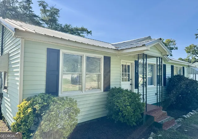 Photo 3 of Sale Pending at 1187 Corinth Rd, Hogansville, GA 30230 | MLS# 10828300 | Listing updated on 2026-08-29