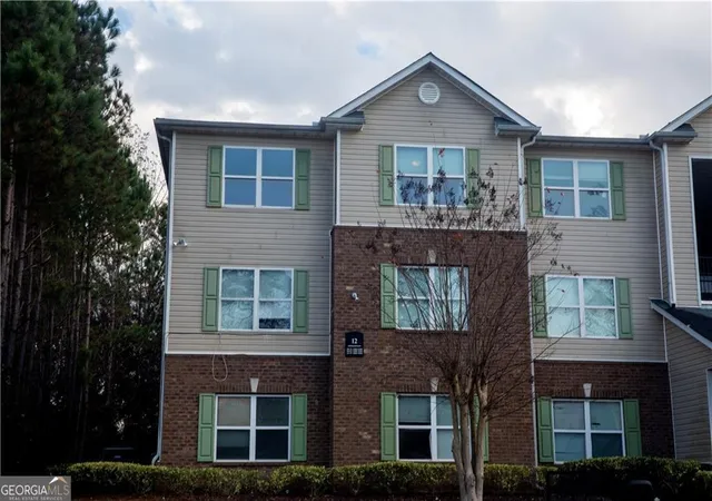 Homes for sale in Lithonia, GA | 12301 Fairington Ridge Cir, Lithonia, GA 30038 | MLS# 10792420