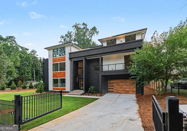 Photo 2 of Mansion for sale at 1242 Brk Forest Dr Ne, Atlanta, GA 30324 | MLS# 10790241 | Listing updated on 2026-08-12
