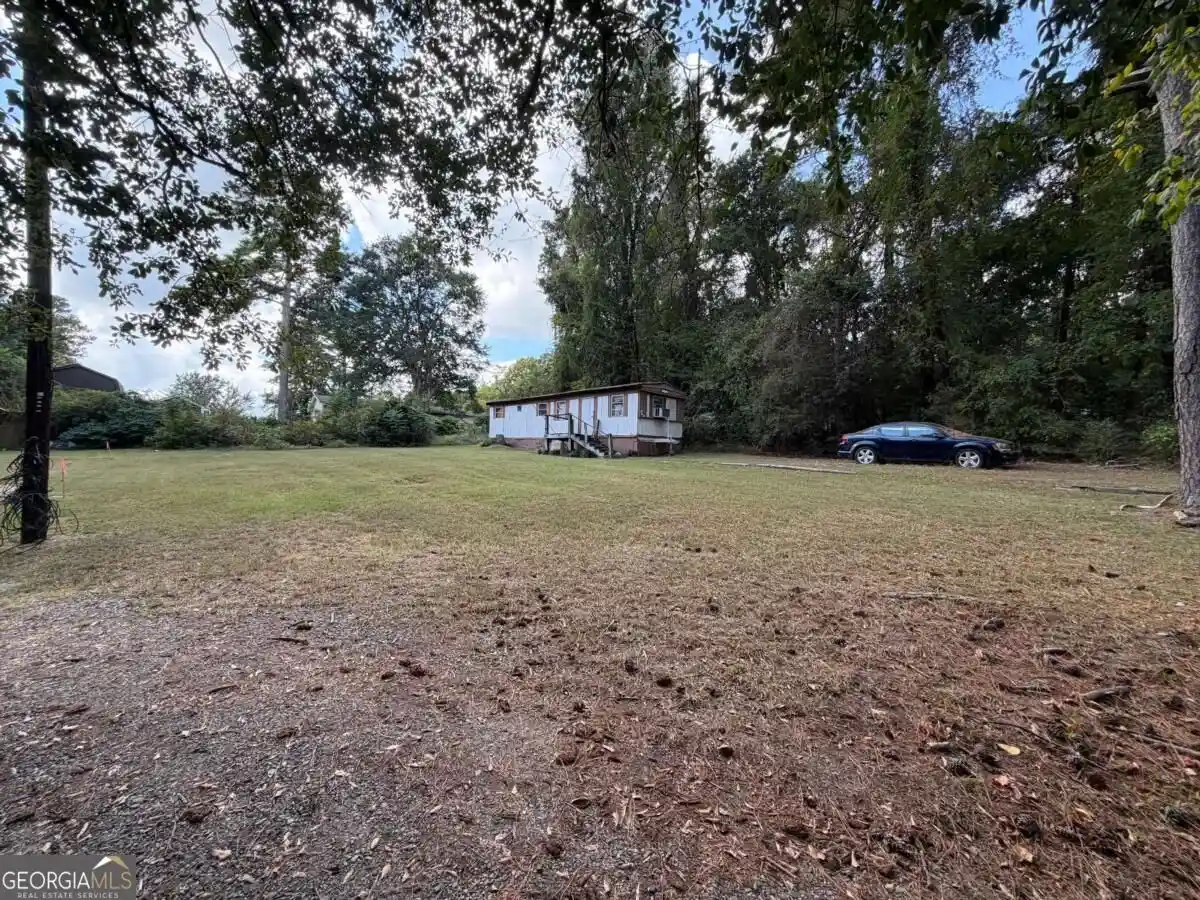 Photo 1 of Land for sale at 184 Sunset Rd Se, Acworth, GA 30101 | MLS# 10866753 | Listing updated on 2026-10-17