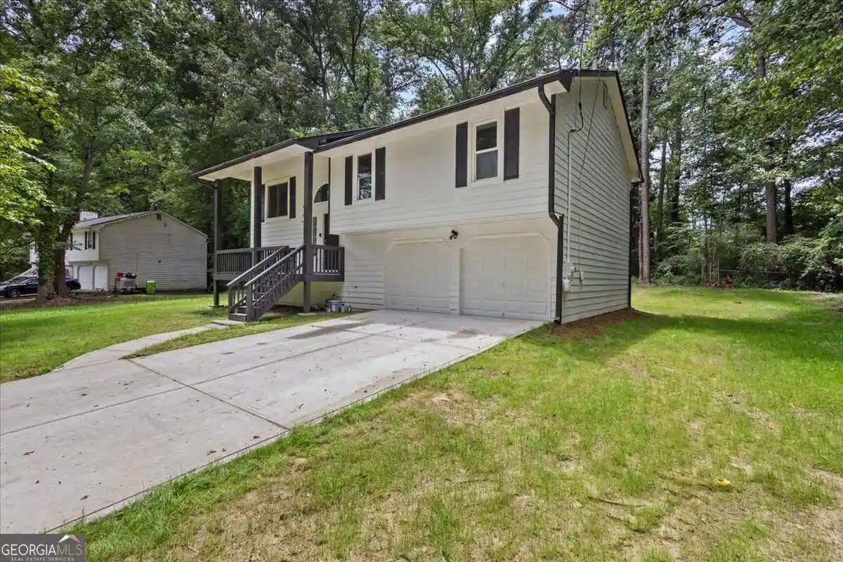 Photo 1 of Single family home for sale at 2152 Cedar Crk Ln, Lithia Springs, GA 30122 | MLS# 10856301 | Listing updated on 2026-10-15