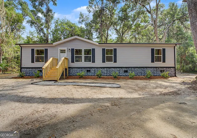 Photo 2 of Manufactured home for sale at 1228 Hatcher Dr Ne, Townsend, GA 31331 | MLS# 10822419 | Listing updated on 2026-10-02