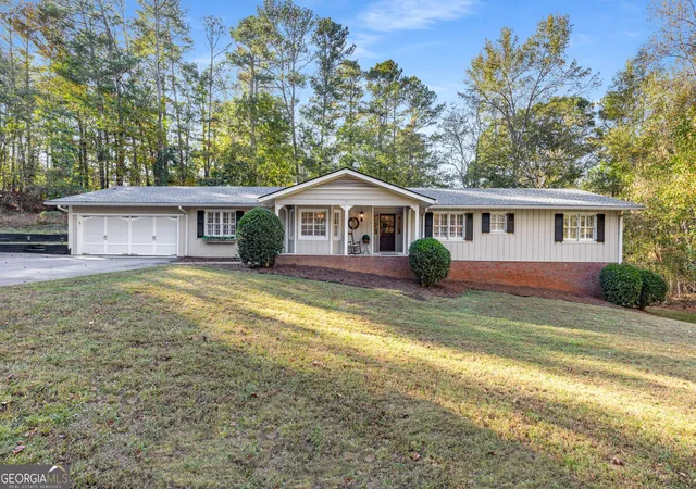 Photo 2 of Sale Pending at 14250 Freemanville Rd, Alpharetta, GA 30004 | MLS# 10631867 | Listing updated on 2026-03-16