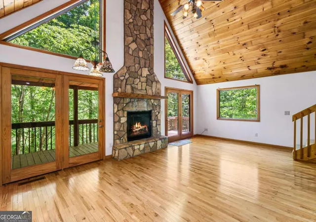 Photo 3 of Single family home for sale at 977 Tarheel Dr W, Murphy, NC 28906 | MLS# 10779977 | Listing updated on 2026-06-19