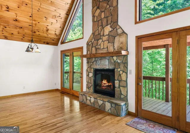 Photo 3 of Single family home for sale at 977 Tarheel Dr W, Murphy, NC 28906 | MLS# 10779977 | Listing updated on 2026-06-19