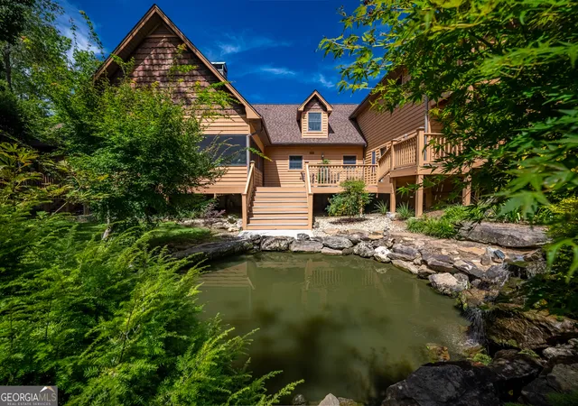Photo 2 of Single family home for sale at 198 Stonecreek Dr, Franklin, NC 28734 | MLS# 10806477 | Listing updated on 2026-08-30
