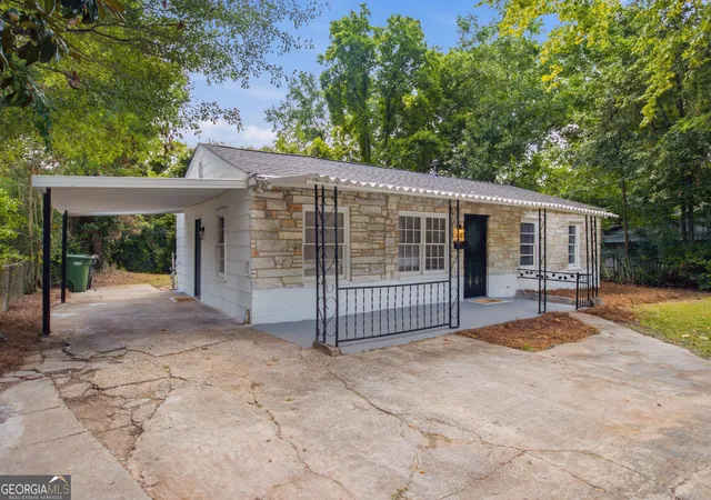 2nd image of 1510 Winshire St, Columbus, GA 31903 | MLS# 10822242