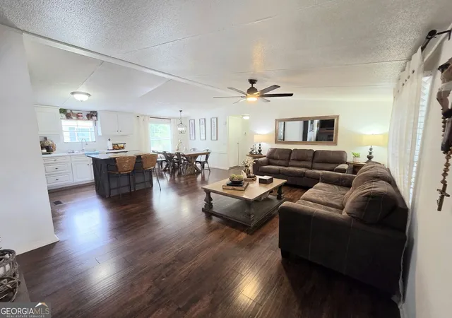 Photo 4 of Manufactured home for sale at 4855 Peachtree Dr, Buford, GA 30518 | MLS# 10742871 | Listing updated on 2026-05-04
