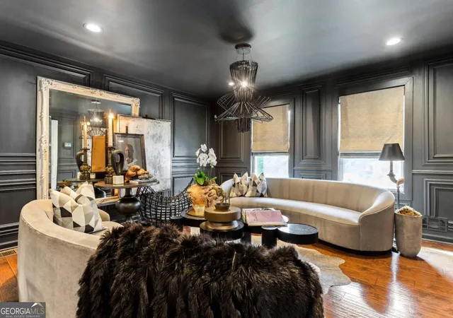 Photo 3 of Single family home for sale at 1388 Willow Trl Sw, Atlanta, GA 30311 | MLS# 10680948 | Listing updated on 2026-08-01