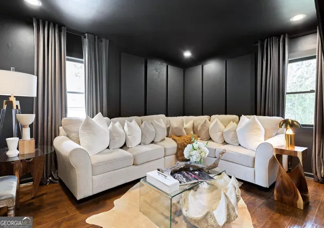 Photo 3 of Single family home for sale at 1388 Willow Trl SW, Atlanta, GA 30311 | MLS# 10680948 | Listing updated on 2026-08-01
