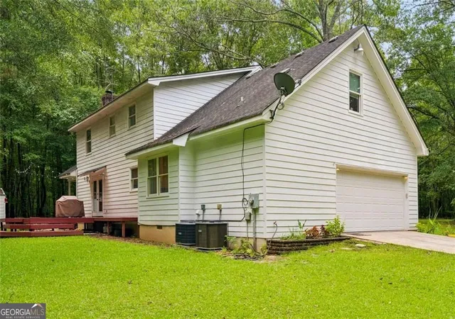 Photo 3 of Sale Pending at 565 Stallsworth Rd, Mcdonough, GA 30252 | MLS# 10806867 | Listing updated on 2026-09-15