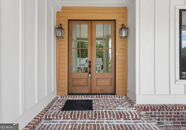 3rd image of 2467 Edwards Dr Nw, Atlanta, GA 30318 | MLS# 10828118