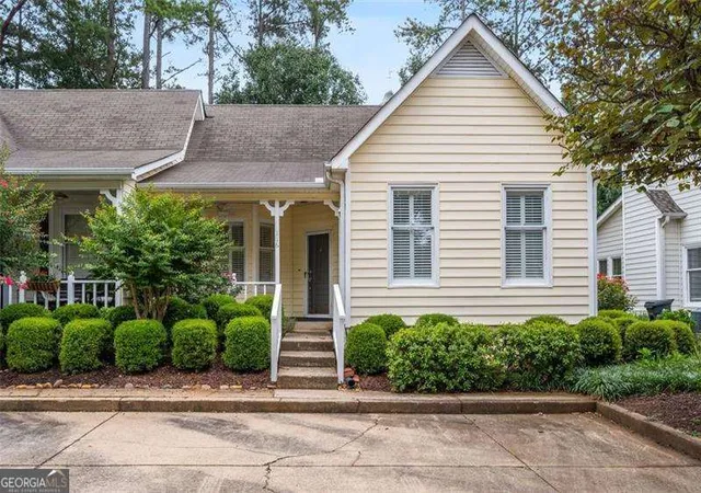 1st image of 116 Victoria Wy, Roswell, GA 30075 | MLS# 10808081