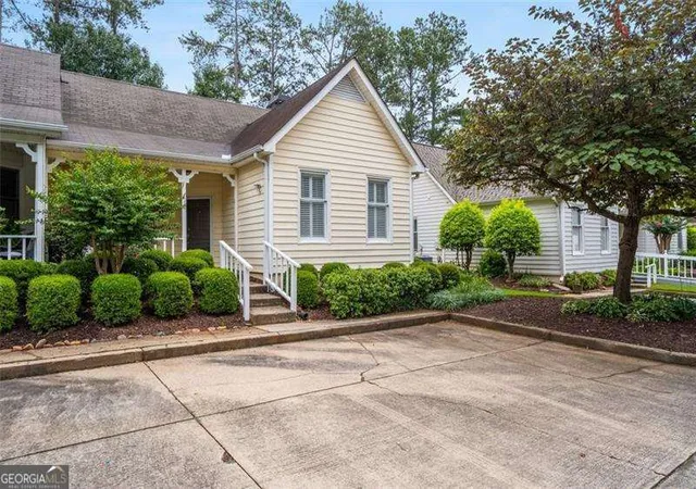 2nd image of 116 Victoria Wy, Roswell, GA 30075 | MLS# 10808081