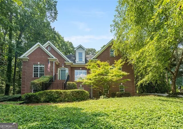 Photo 3 of Single family home for sale at 2291 Tristan Cir, Atlanta, GA 30345 | MLS# 10564796 | Listing updated on 2025-12-29