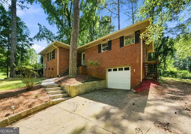 Photo 1 of Sale Pending at 128 Dickson Ct, Marietta, GA 30066 | MLS# 10830894 | Listing updated on 2026-09-14