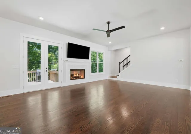 Photo 3 of Single family home for sale at 110 Old Avery Dr, Canton, GA 30115 | MLS# 10779645 | Listing updated on 2026-09-10