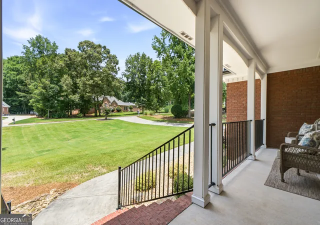 Photo 4 of Single family home for sale at 1505 Lake Forest Ln, Mcdonough, GA 30253 | MLS# 10807378 | Listing updated on 2026-08-20