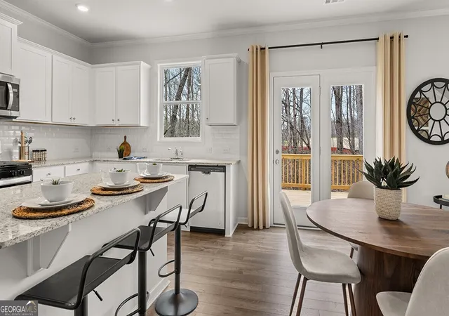 Photo 3 of Single family home for sale at 1135 Lost Crk Pkwy, Dallas, GA 30132 | MLS# 10802962 | Listing updated on 2026-10-09