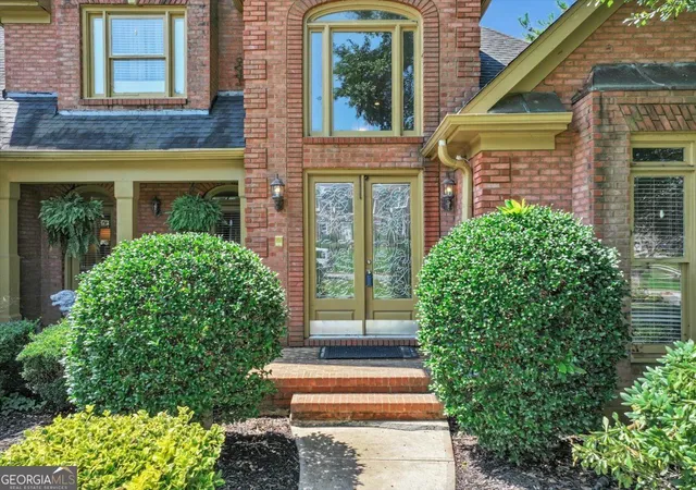 Photo 2 of Single family home for sale at 4572 Lionshead Cir, Lithonia, GA 30038 | MLS# 10825398 | Listing updated on 2026-08-27