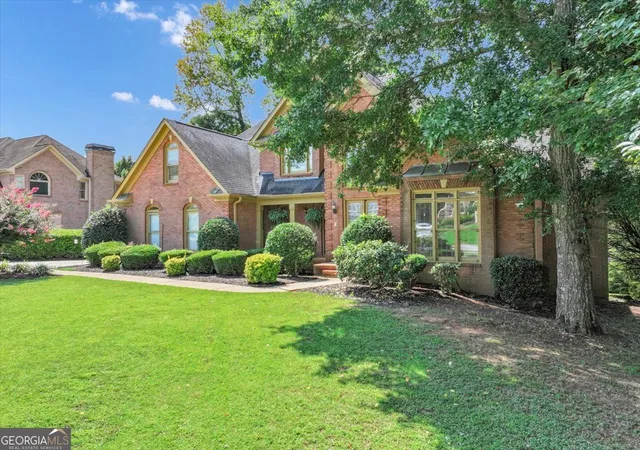 Photo 4 of Single family home for sale at 4572 Lionshead Cir, Lithonia, GA 30038 | MLS# 10825398 | Listing updated on 2026-08-27