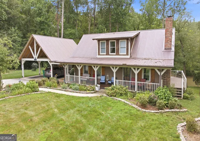 Photo 3 of Single family home for sale at 938 Waters St W, Clarkesville, GA 30523 | MLS# 10833097 | Listing updated on 2026-09-10