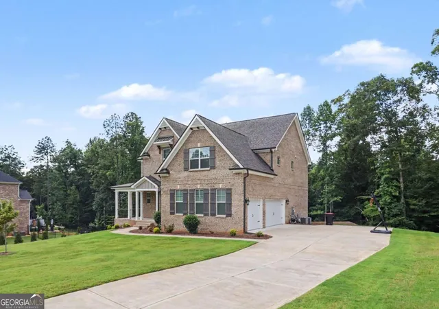 2nd image of 7540 Sunridge Ln, Douglasville, GA 30135 | MLS# 10815714