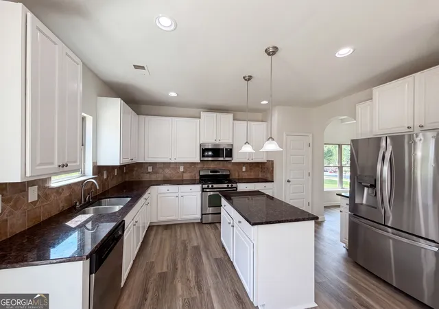 Photo 2 of Single family home for sale at 4440 Prather Son Dr, Loganville, GA 30052 | MLS# 10780352 | Listing updated on 2026-10-02