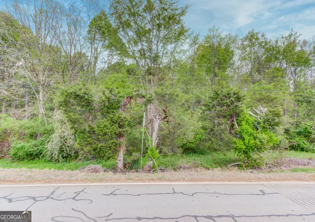 Photo 2 of Land for sale at 194 Highway 82 S, Jefferson, GA 30549 | MLS# 10788438 | Listing updated on 2026-07-25