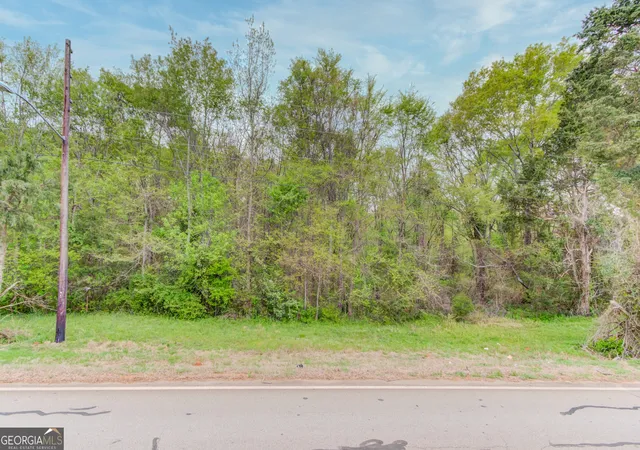 Photo 4 of Land for sale at 194 Highway 82 S, Jefferson, GA 30549 | MLS# 10788438 | Listing updated on 2026-07-25