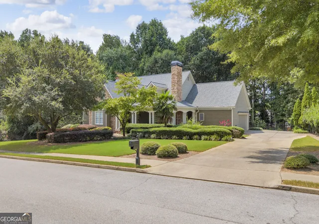 Photo 3 of Single family home for sale at 543 Sterling Water Dr, Monroe, GA 30655 | MLS# 10823274 | Listing updated on 2026-09-13
