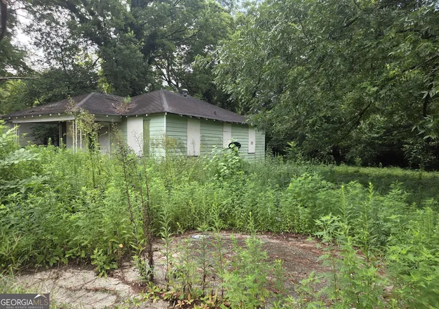 Photo 2 of Single family home for sale at 210 Moseley Ave, Macon, GA 31204 | MLS# 10815284 | Listing updated on 2026-08-13