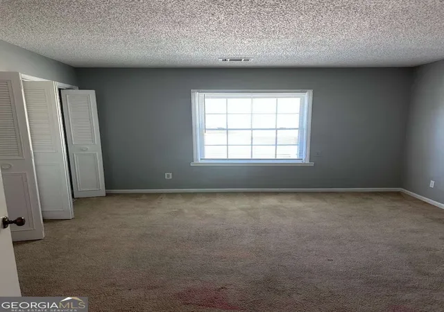 Listing Photo 5 - Condo for sale in building located at 2940 Parc Lorraine, Lithonia, GA 30038