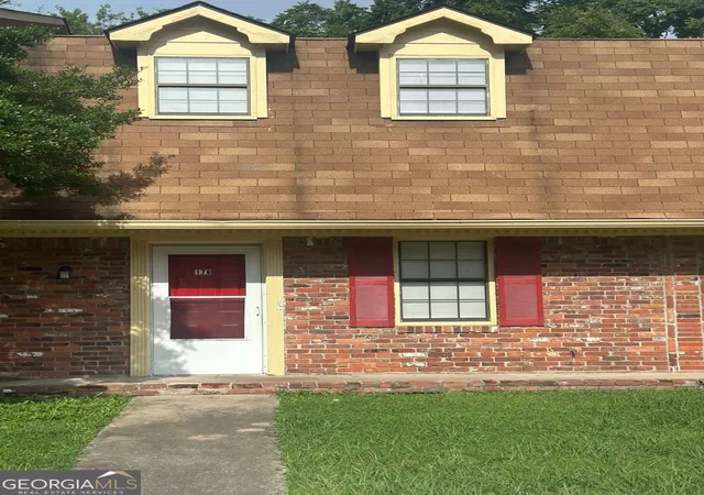 Photo 1 of Sale Pending at 178 E 11th Street Sw, Rome, GA 30161 | MLS# 10579239 | Listing updated on 2025-10-27